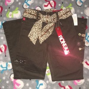 Brown girls jeans with leopard print